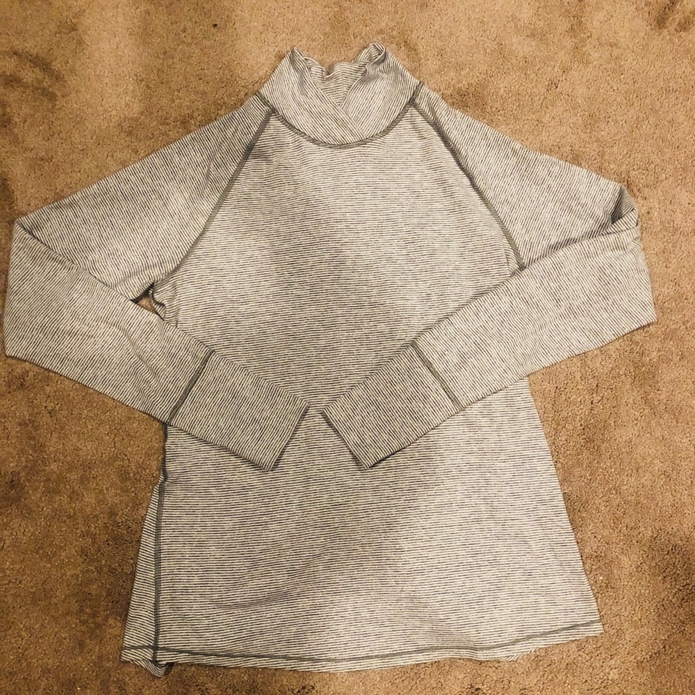 Lululemon pullover long sleeve pull over